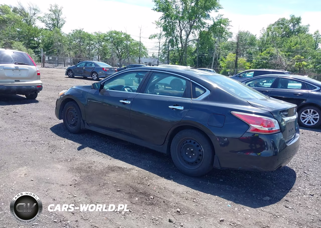 2014 Nissan Altima 2.5 S VIN:1N4AL3AP9EN209004 - 3