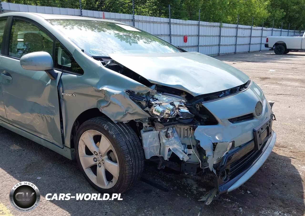 2015 Toyota Prius Five VIN:JTDKN3DU4F1889669 - 6
