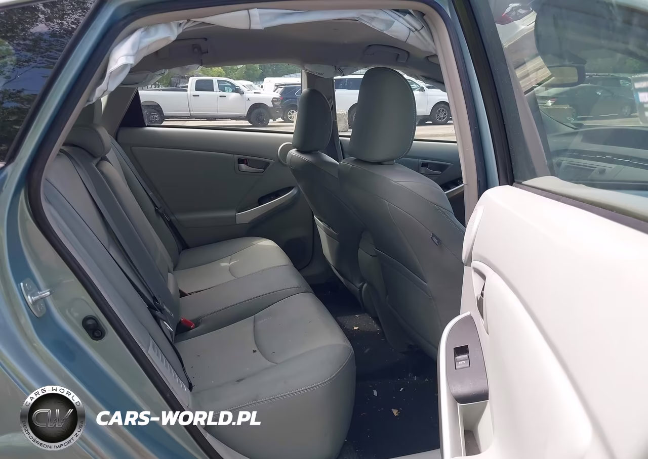 2015 Toyota Prius Five VIN:JTDKN3DU4F1889669 - 8