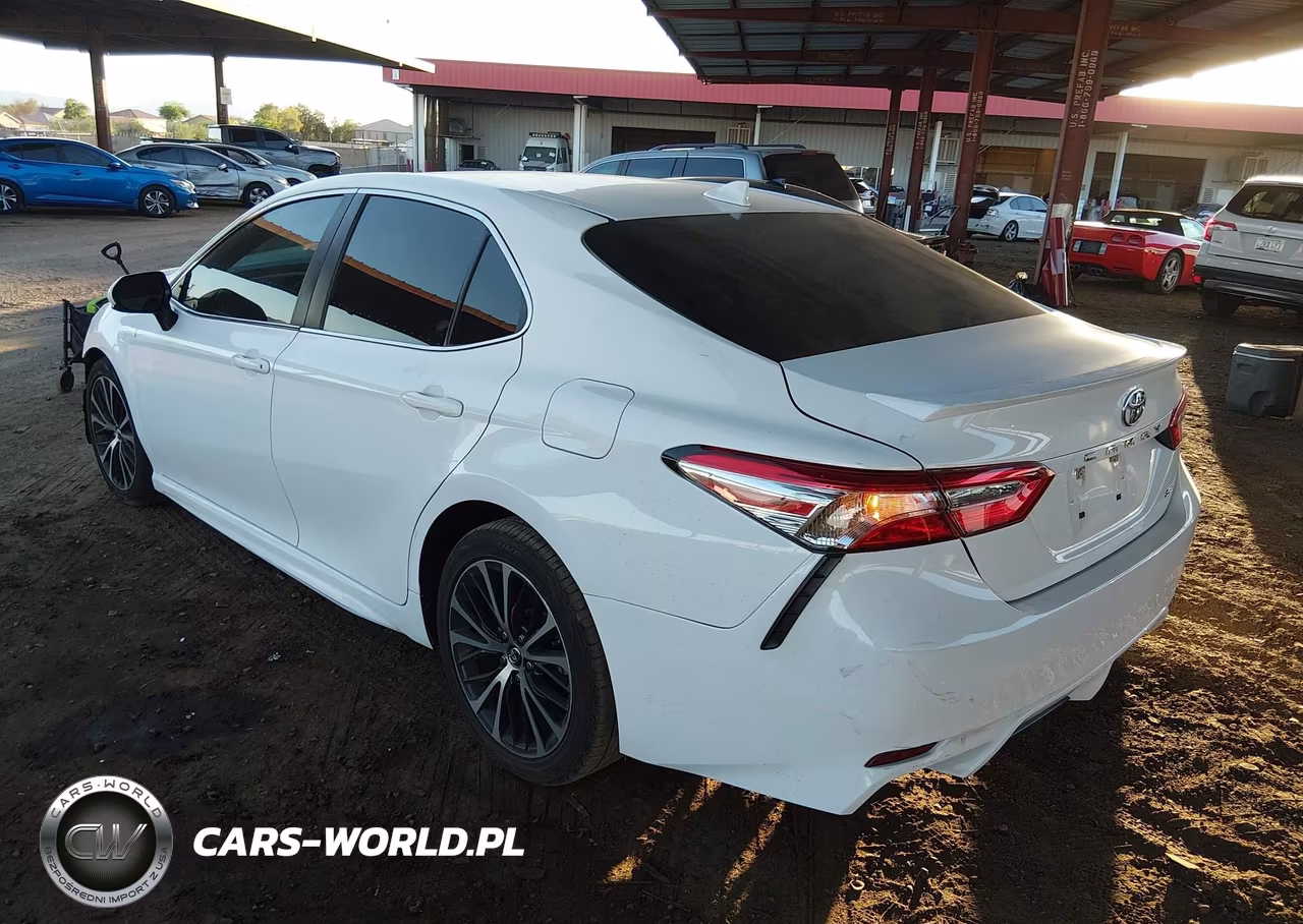 2020 Toyota Camry Se VIN:4T1G11AK3LU897776 - 3