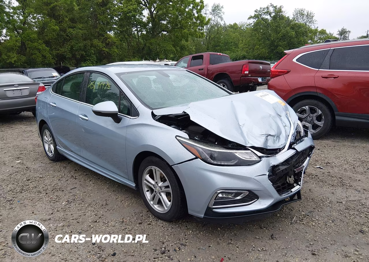 2017 Chevrolet Cruze Lt Auto – zdjęcie 1 z 20