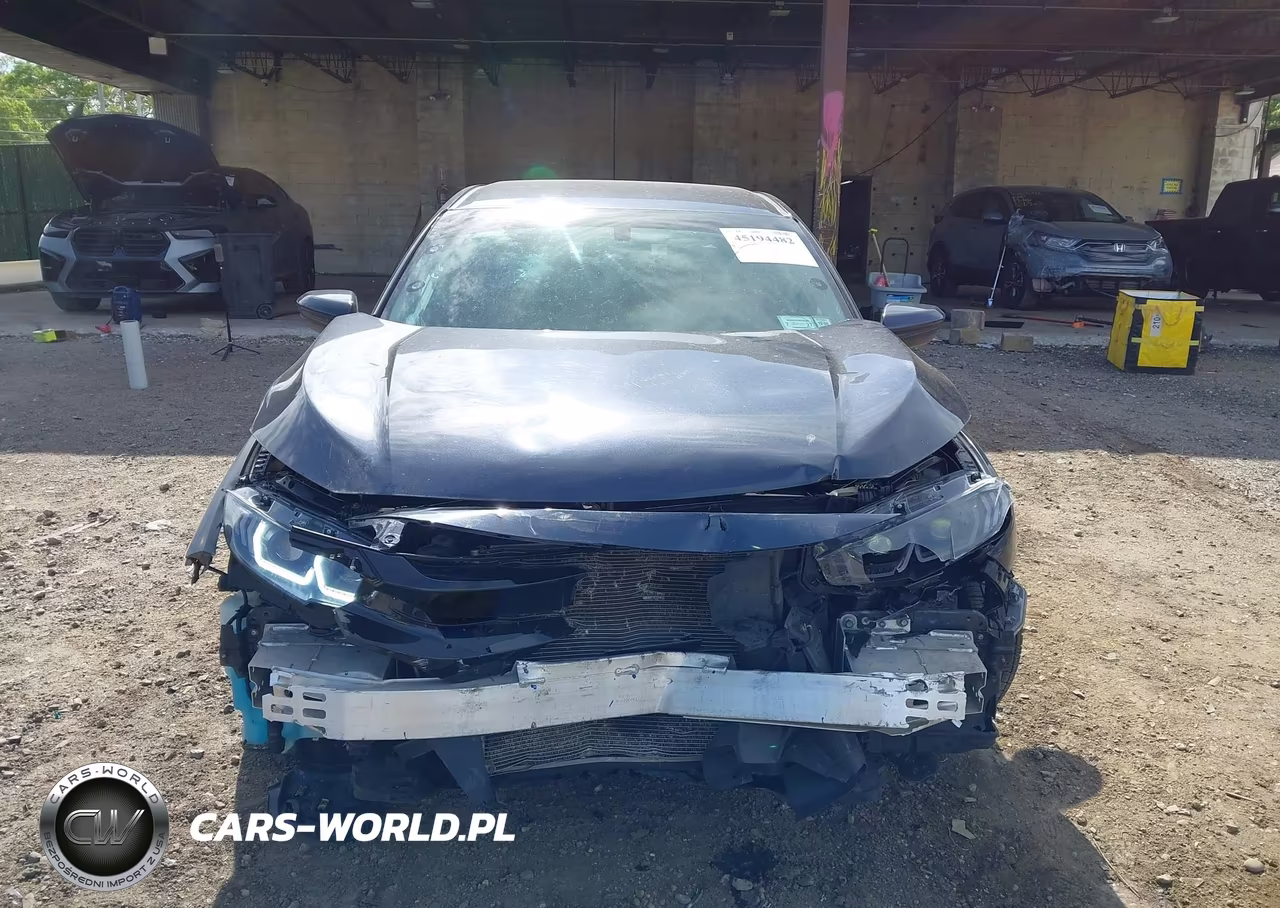 2018 Honda Civic Lx VIN:2HGFC2F5XJH565371 - 13