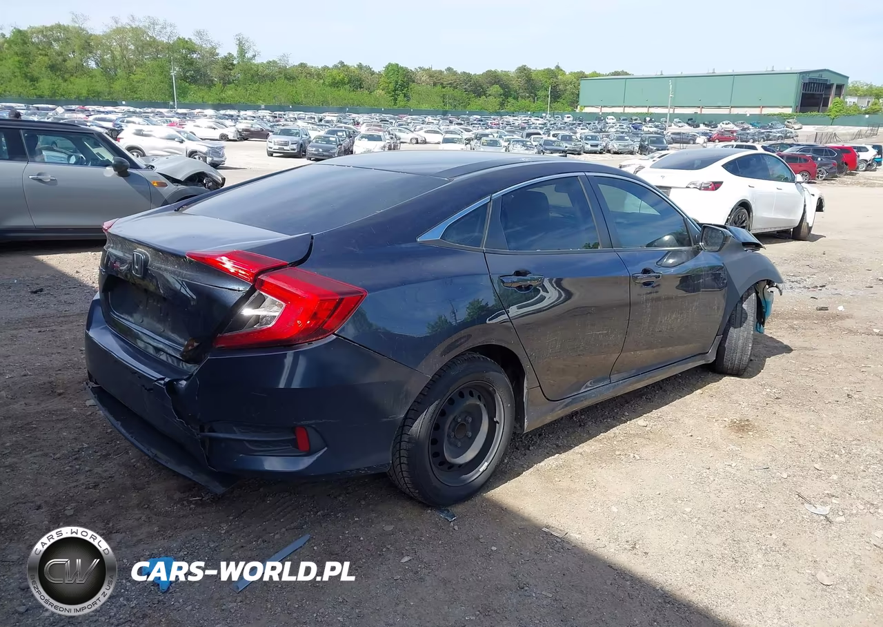 2018 Honda Civic Lx VIN:2HGFC2F5XJH565371 - 4