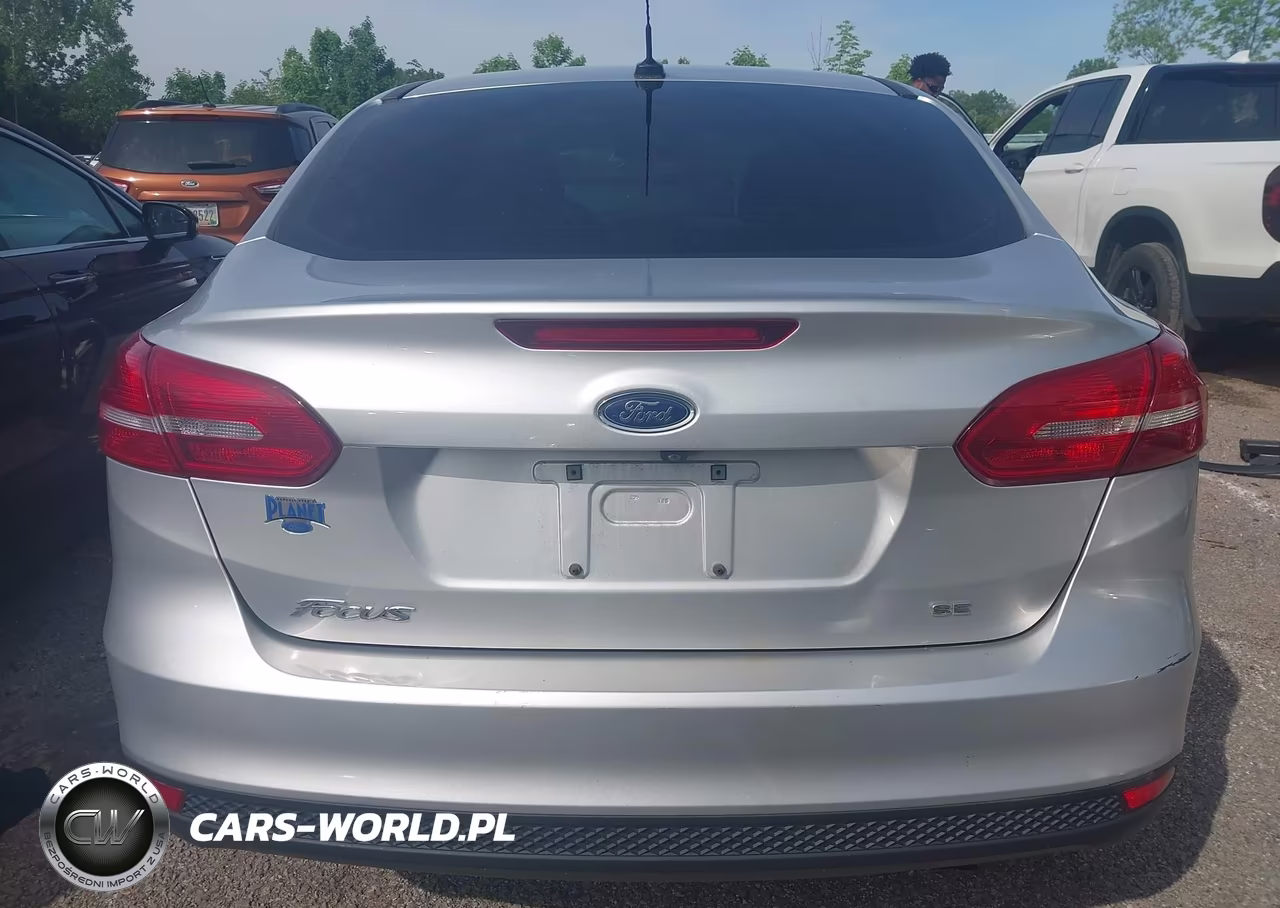 2017 Ford Focus Se VIN:1FADP3F27HL318723 - 16