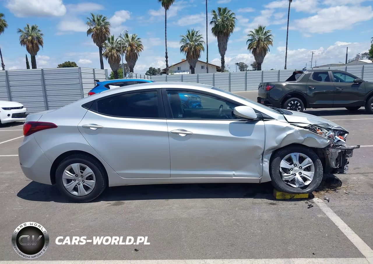 2016 Hyundai Elantra Se VIN:5NPDH4AE5GH692118 - 13