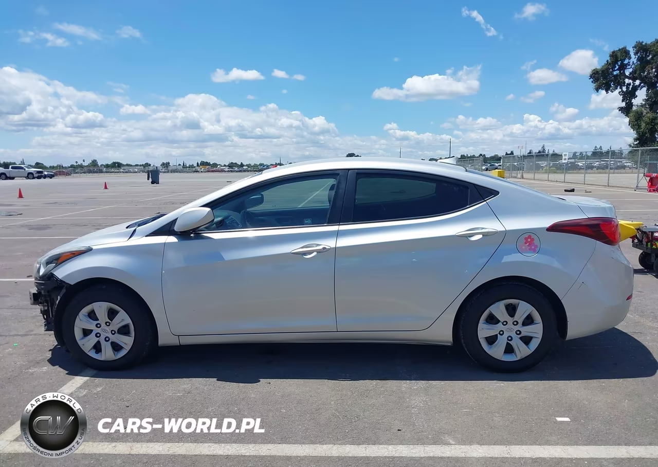 2016 Hyundai Elantra Se VIN:5NPDH4AE5GH692118 - 14