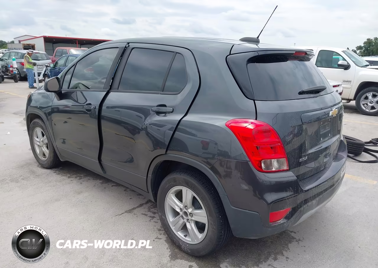 2020 Chevrolet Trax Fwd Ls VIN:3GNCJKSB2LL211428 - 3