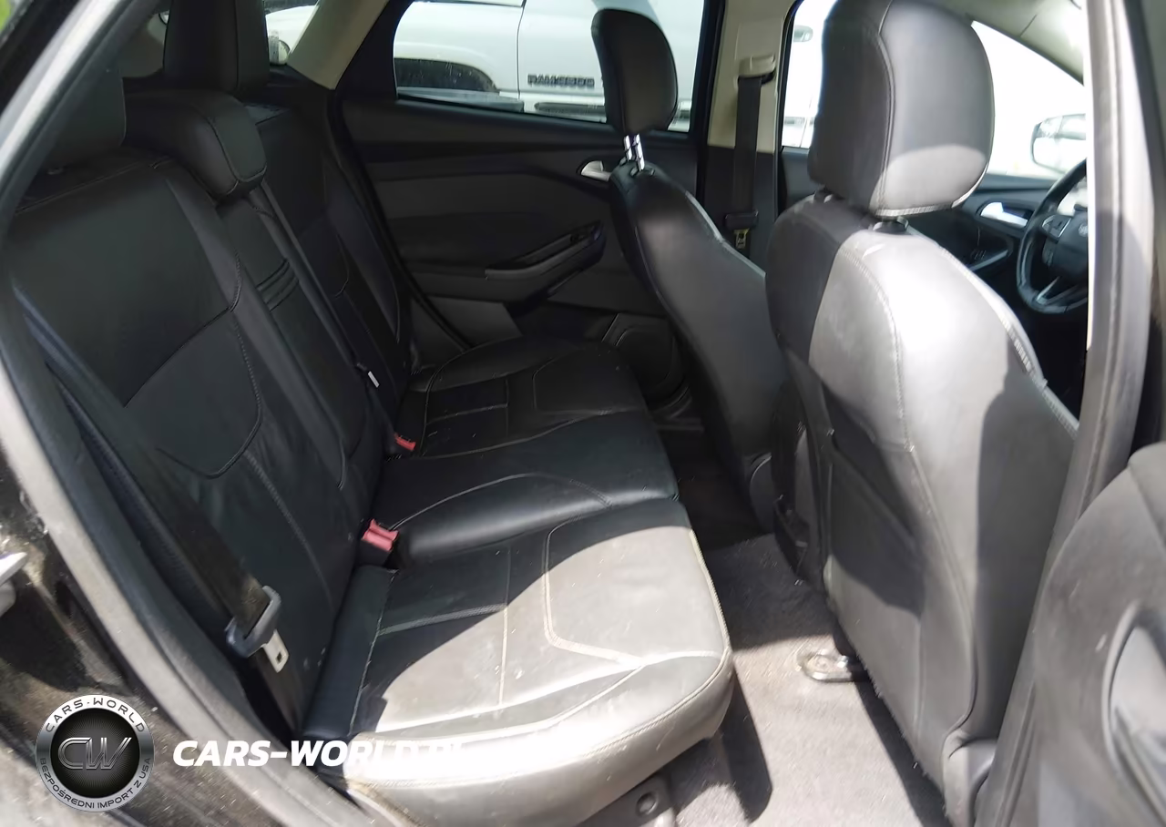 2016 Ford Focus Se VIN:1FADP3K27GL330147 - 8