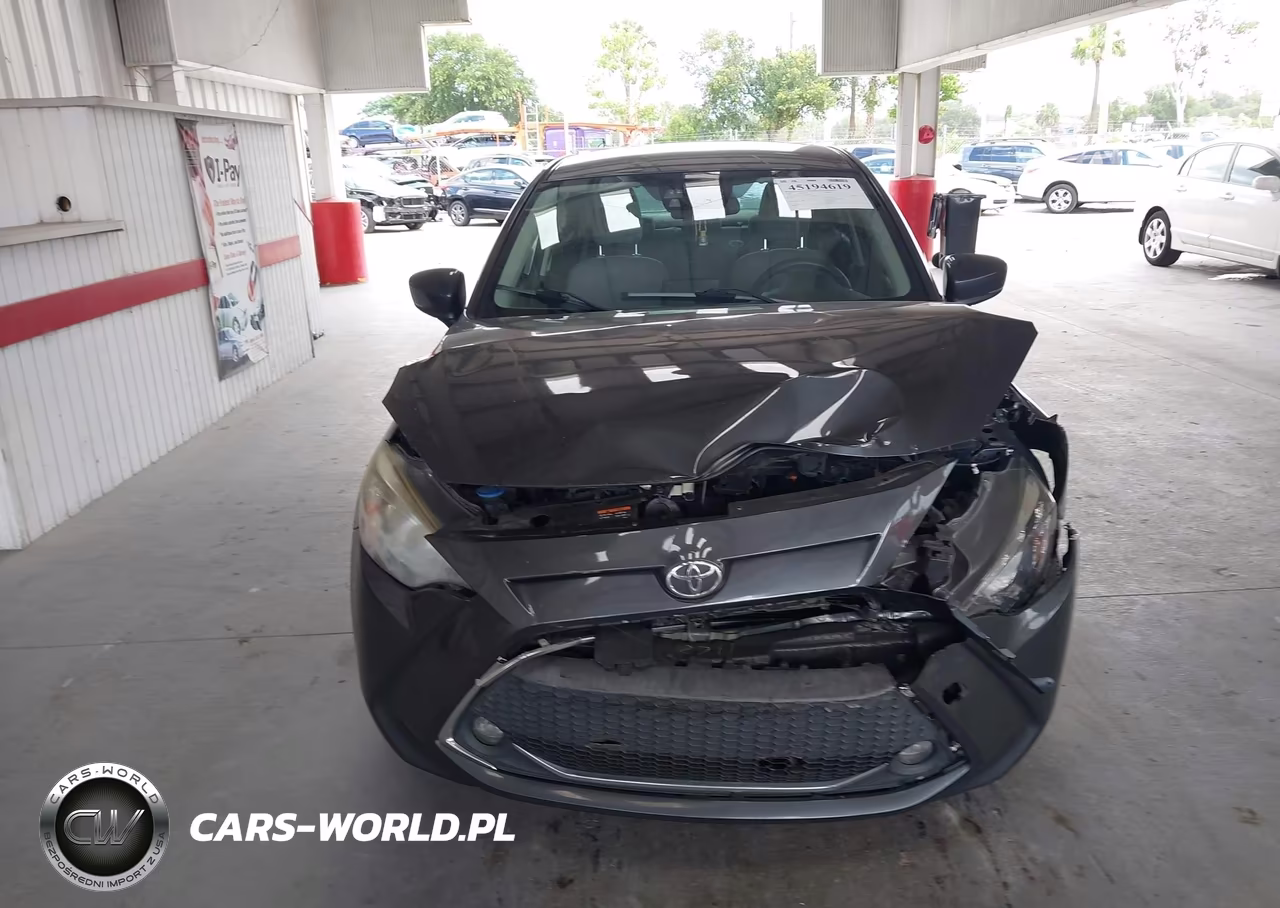 2019 Toyota Yaris Le VIN:3MYDLBYV2KY503348 - 12