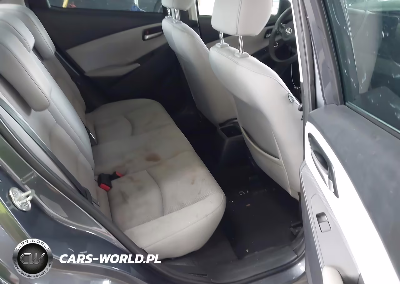 2019 Toyota Yaris Le VIN:3MYDLBYV2KY503348 - 8