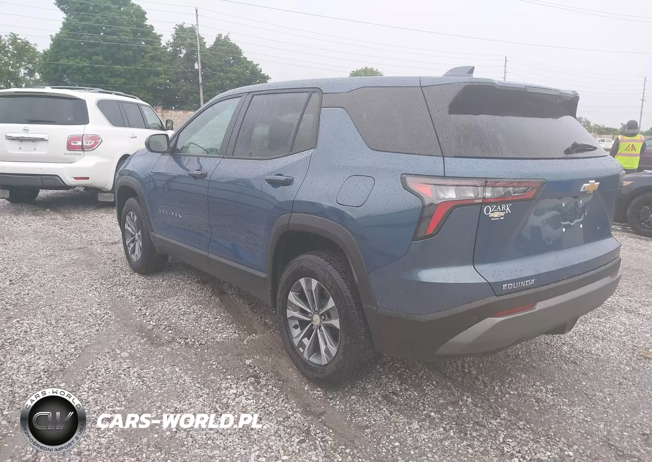 2026 Chevrolet Equinox Fwd Lt VIN:3GNAXHEG4TL426633 - 3