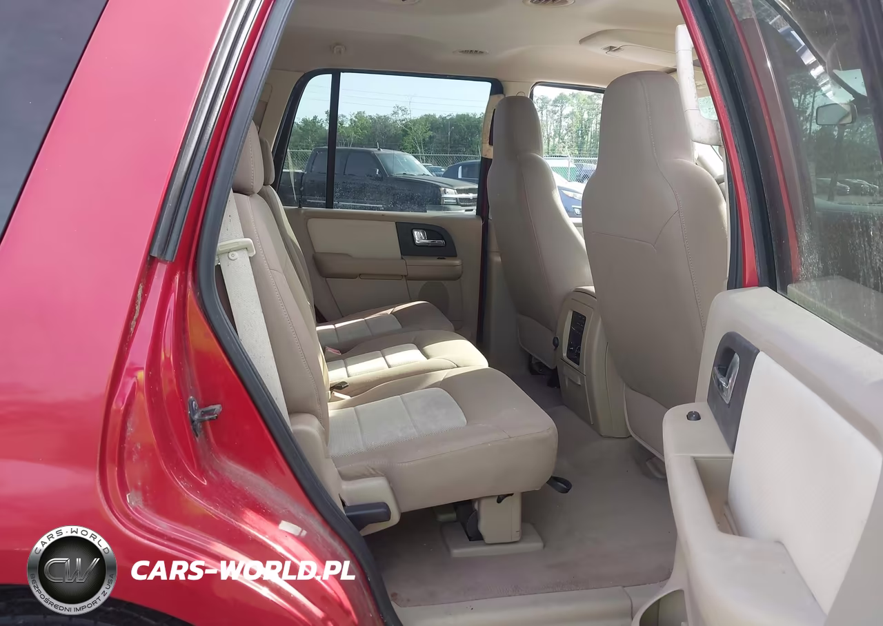 2005 Ford Expedition Xlt VIN:1FMPU15555LA69166 - 8