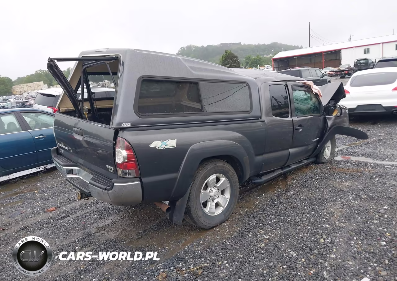 2013 Toyota Tacoma VIN:5TFUX4EN9DX016820 - 4
