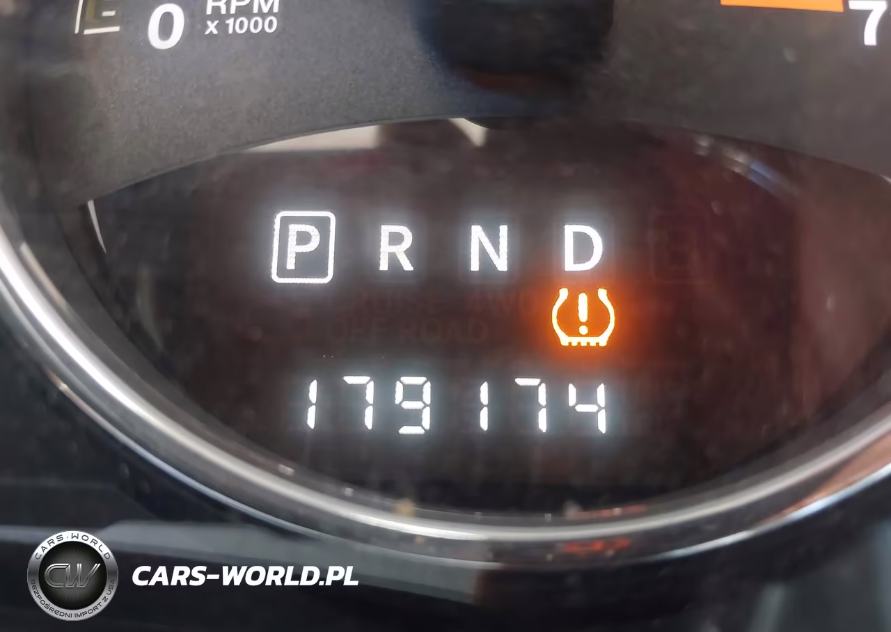 2014 Jeep Compass Latitude VIN:1C4NJDEBXED521750 - 15