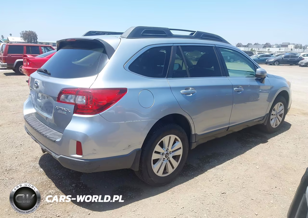 2015 Subaru Outback 2.5I Premium VIN:4S4BSACC3F3343628 - 4