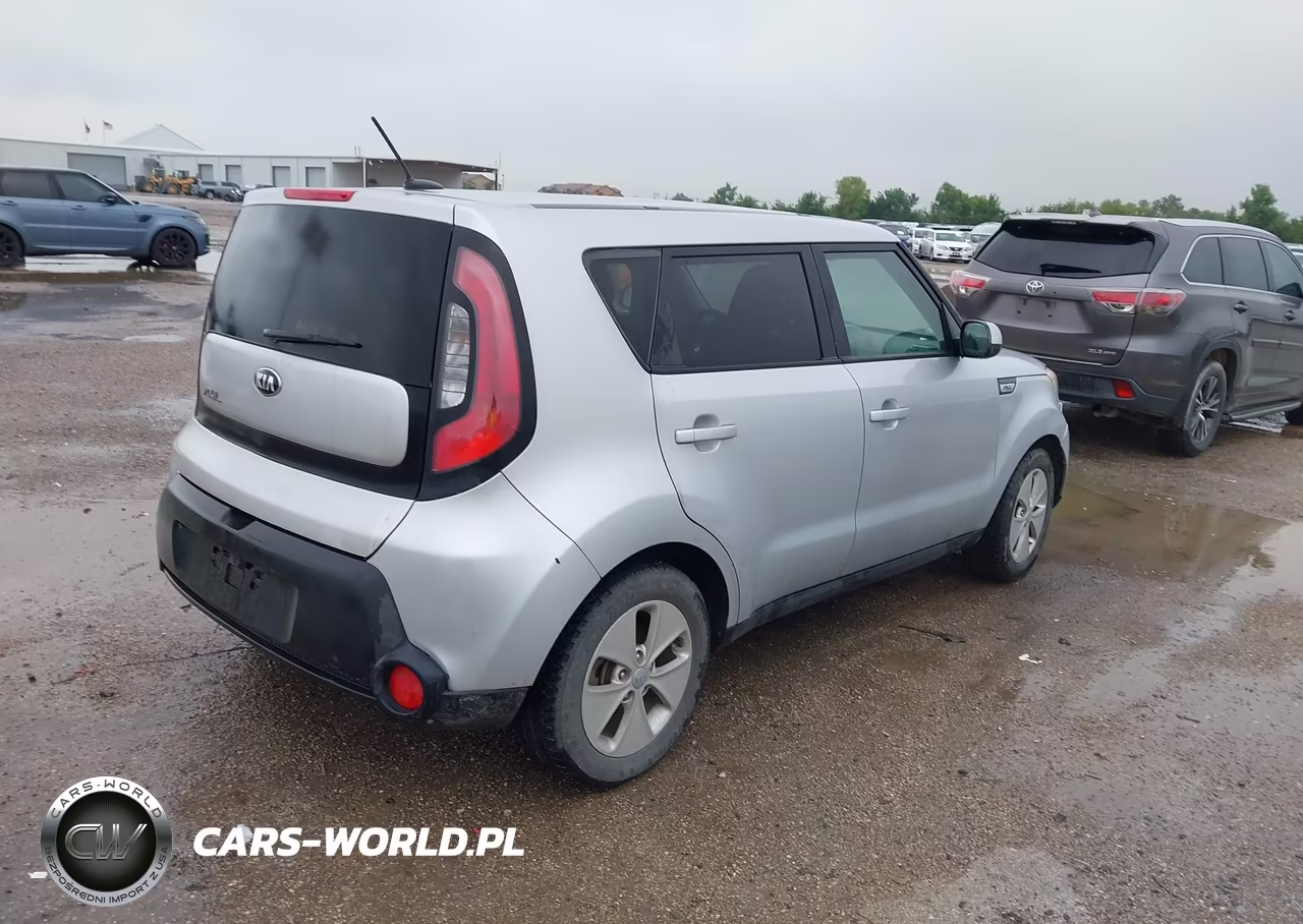 2015 Kia Soul VIN:KNDJN2A23F7786801 - 4