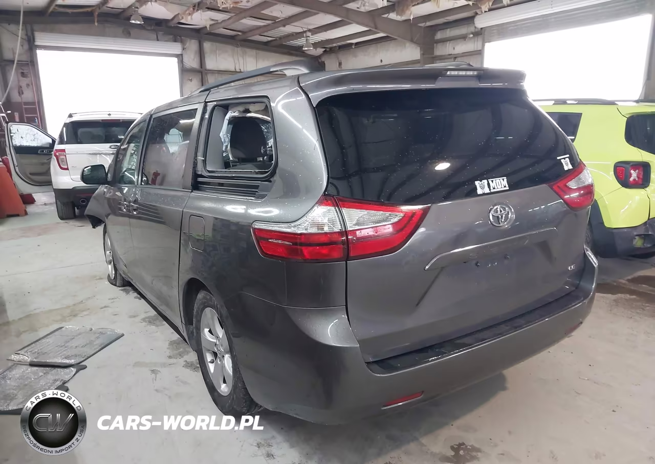2017 Toyota Sienna Le 8 Passenger VIN:5TDKZ3DC2HS802384 - 3