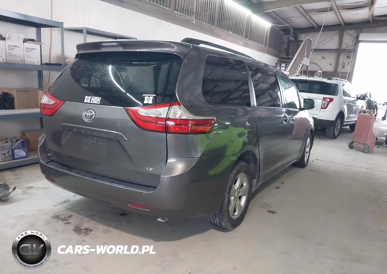 2017 Toyota Sienna Le 8 Passenger VIN:5TDKZ3DC2HS802384 - 4