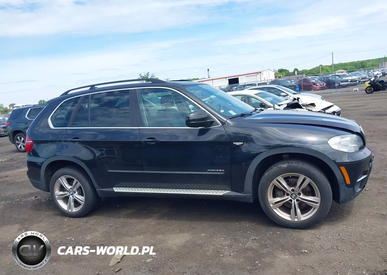 2013 BMW X5 xDrive35D VIN:5UXZW0C53D0B88081 - 13