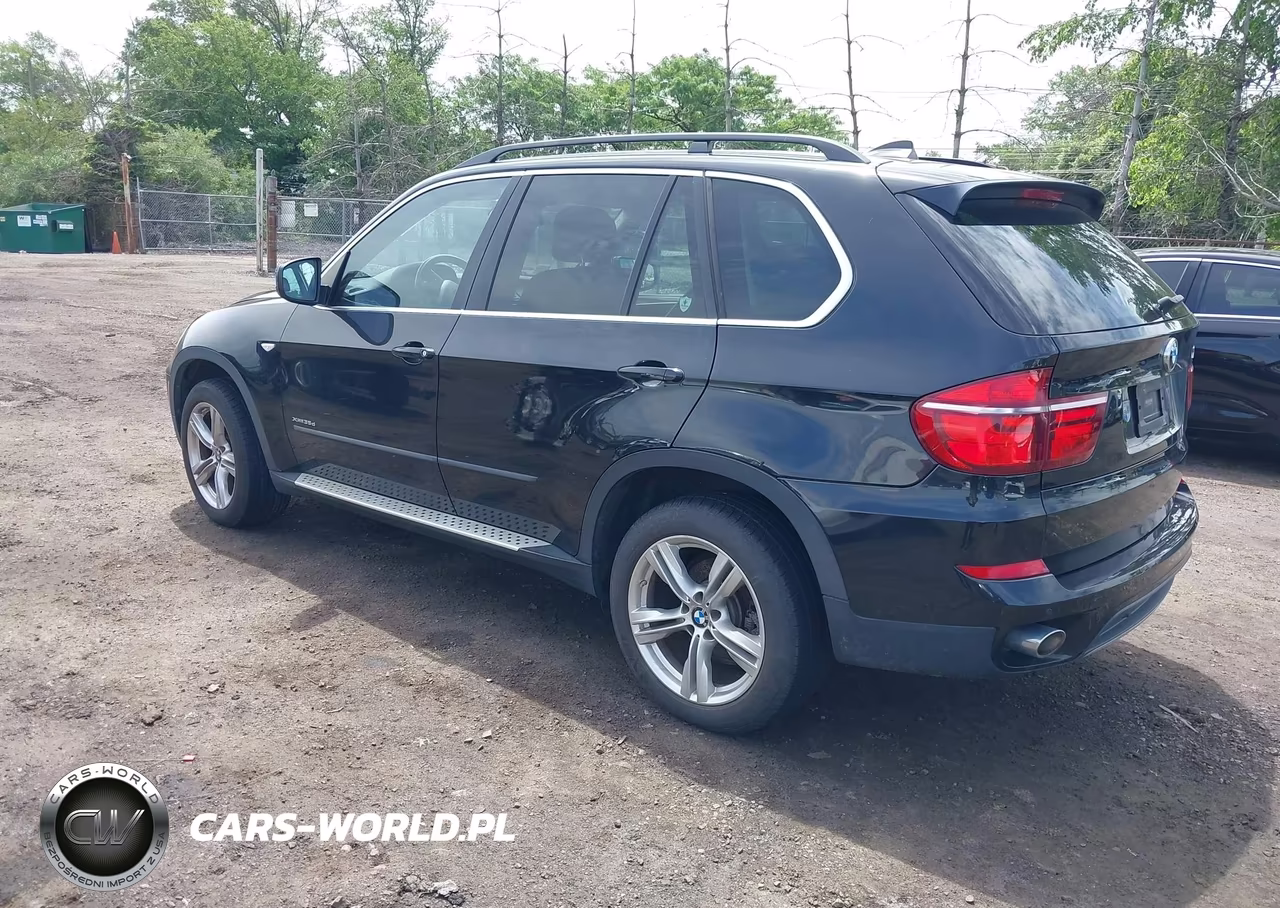2013 BMW X5 xDrive35D VIN:5UXZW0C53D0B88081 - 3