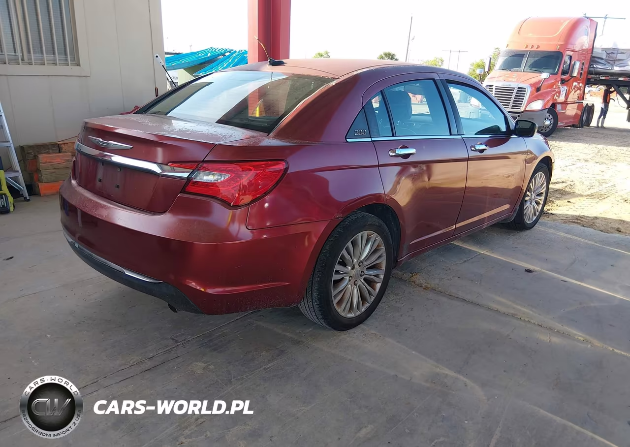 2012 Chrysler 200 Limited VIN:1C3CCBCB0CN123399 - 4