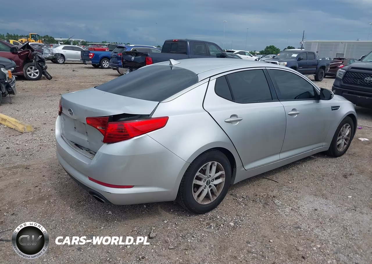 2011 Kia Optima Lx VIN:KNAGM4A72B5065151 - 4