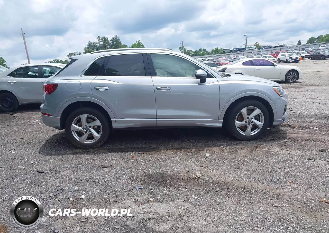 2020 Audi Q3 Premium 45 Tfsi Quattro Tiptronic VIN:WA1AECF31L1102621 - 13