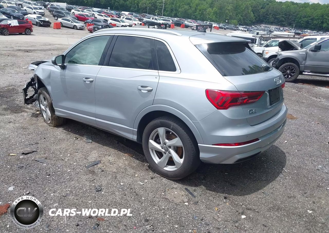 2020 Audi Q3 Premium 45 Tfsi Quattro Tiptronic VIN:WA1AECF31L1102621 - 3