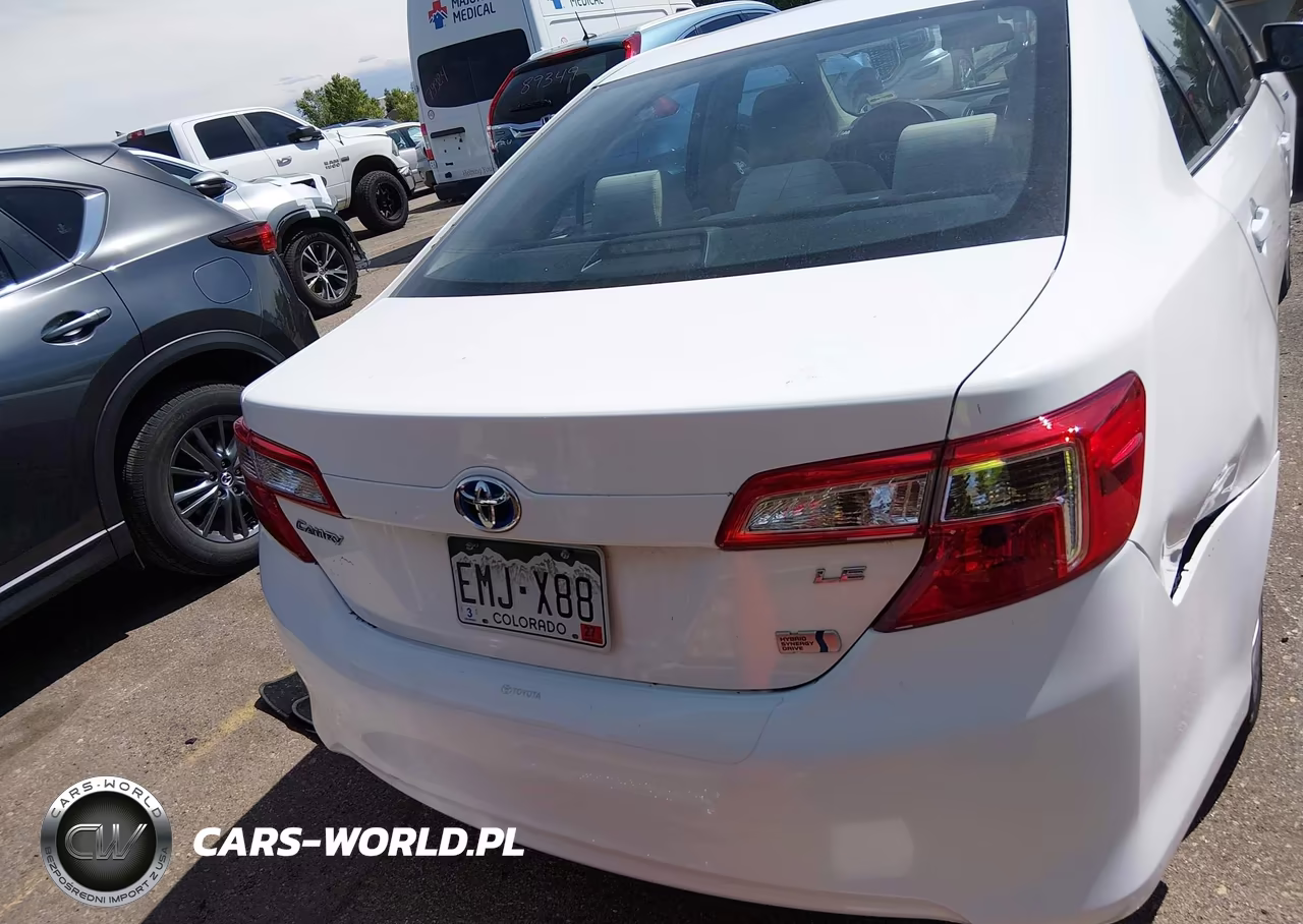 2014 Toyota Camry Hybrid Le VIN:4T1BD1FK4EU103848 - 16