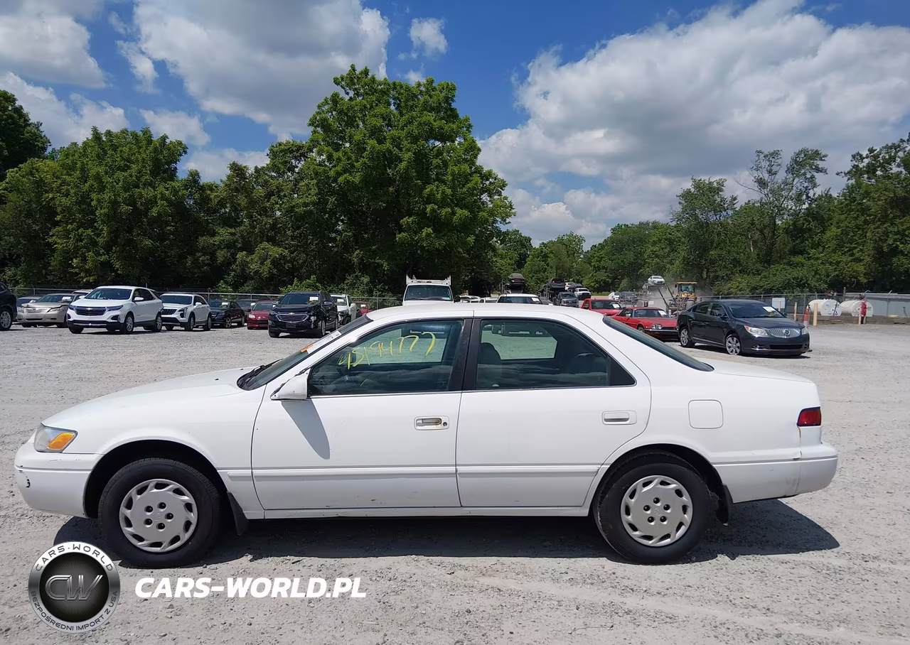 1999 Toyota Camry Le VIN:4T1BG22K0XU524066 - 13