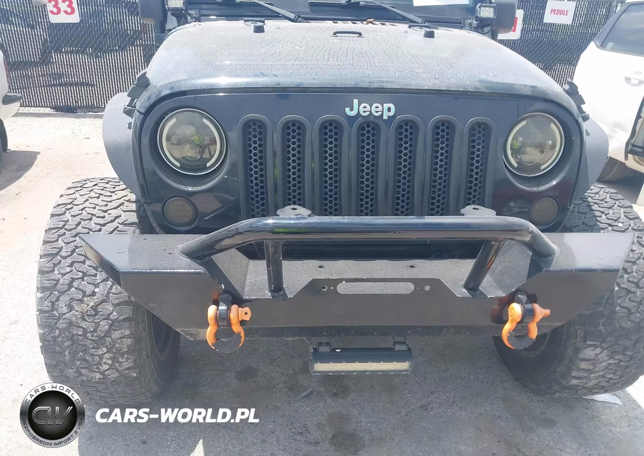 2016 Jeep Wrangler Unlimited Sport VIN:1C4BJWDG2GL344129 - 6