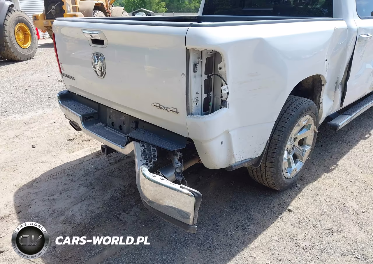 2020 Ram 1500 Big Horn 4X4 5'7 Box VIN:1C6SRFFTXLN131924 - 19