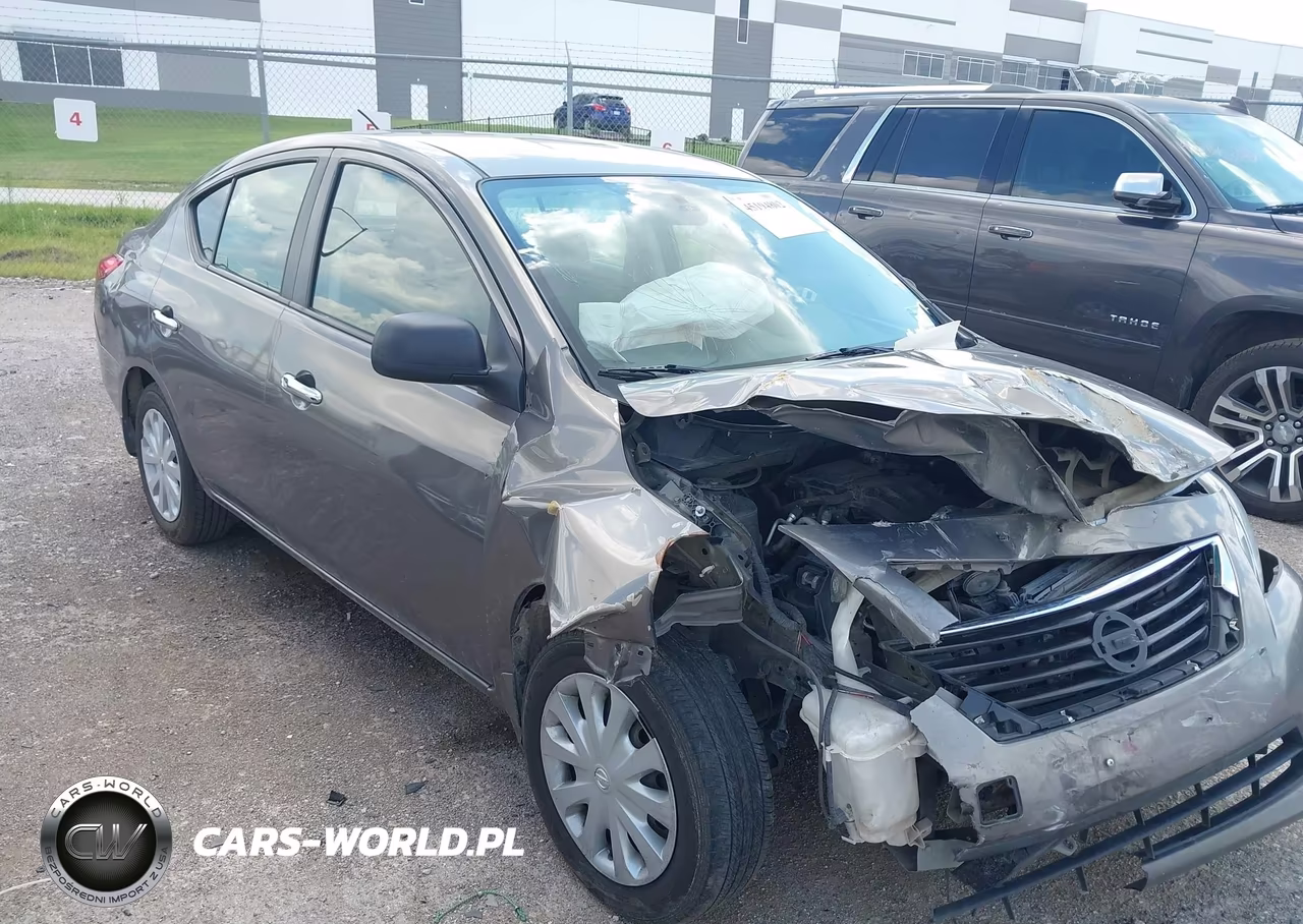 2012 Nissan Versa 1.6 Sv