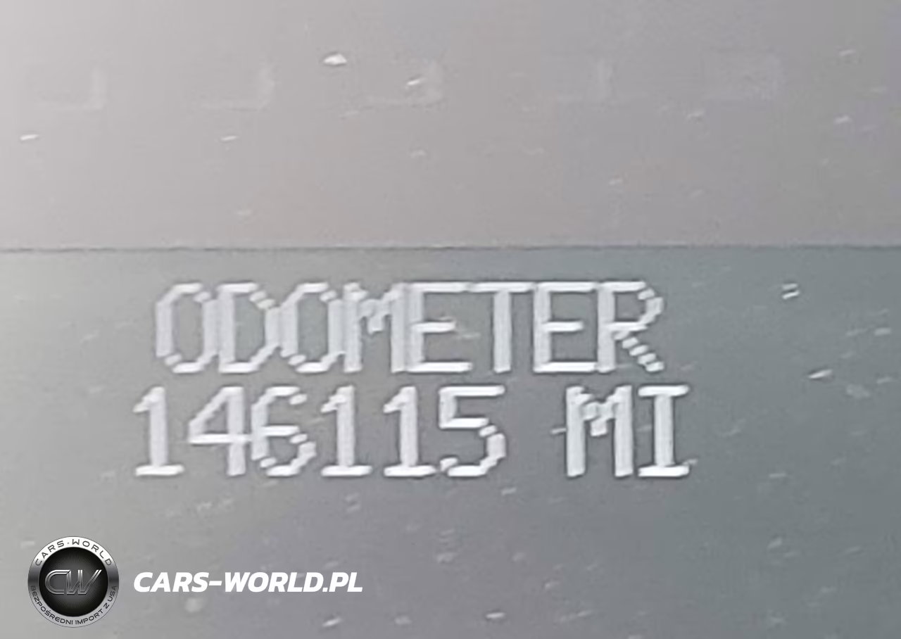 2010 Cadillac Escalade Standard VIN:1GYUKAEF8AR175957 - 14