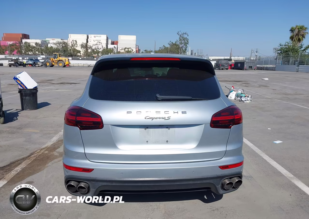 2017 Porsche Cayenne E-Hybrid S Platinum Edition VIN:WP1AE2A29HLA74575 - 16