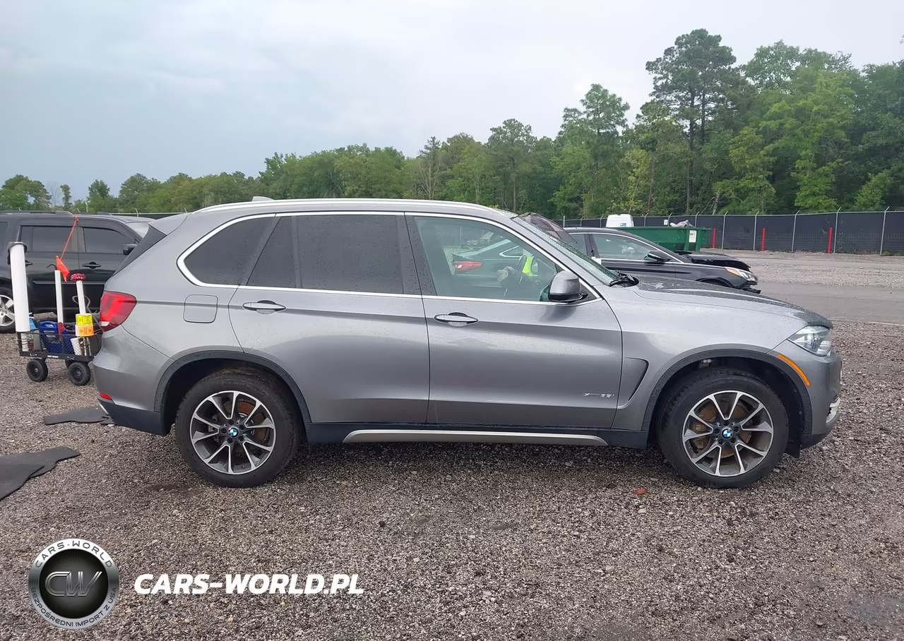 2018 BMW X5 xDrive35I VIN:5UXKR0C56J0X96985 - 13