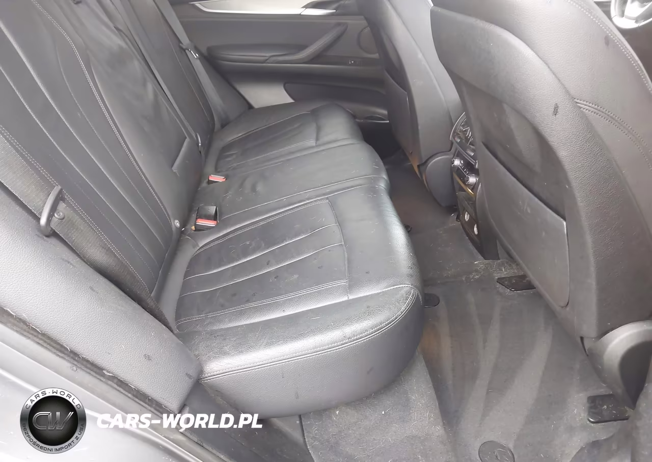 2018 BMW X5 xDrive35I VIN:5UXKR0C56J0X96985 - 8