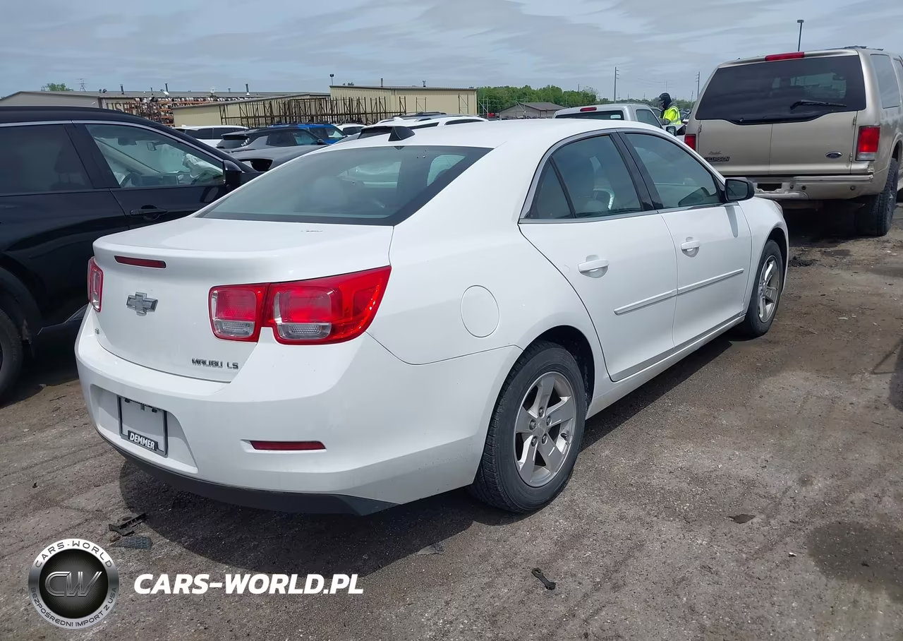 2014 Chevrolet Malibu 1Ls VIN:1G11B5SL0EF208380 - 4