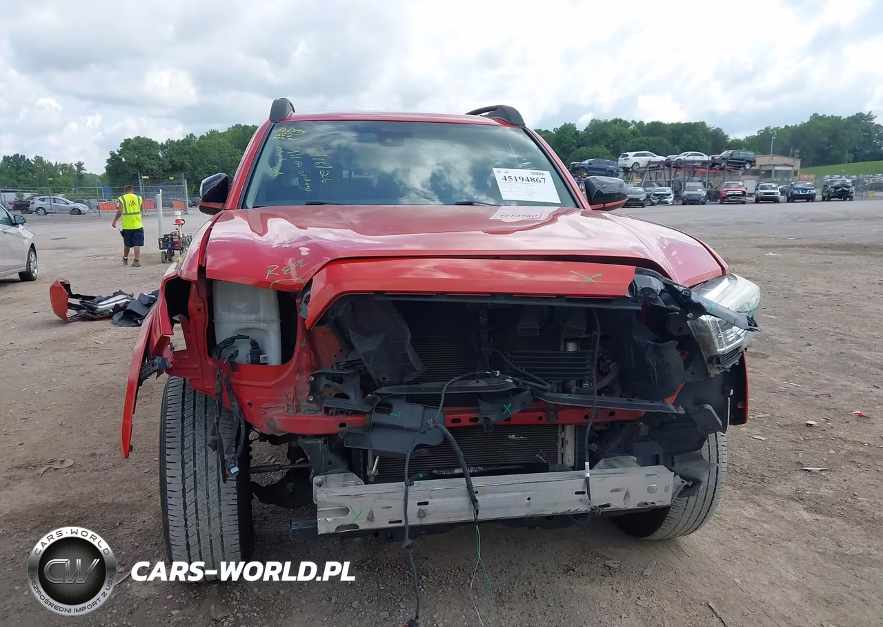 2018 Toyota Tacoma Sr5 V6 VIN:3TMAZ5CN4JM076060 - 13