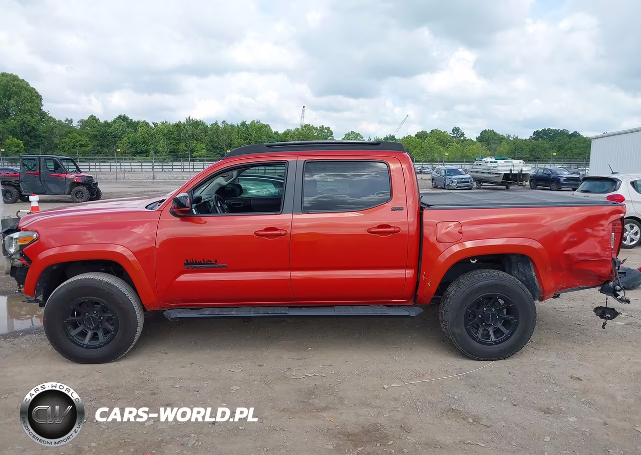 2018 Toyota Tacoma Sr5 V6 VIN:3TMAZ5CN4JM076060 - 15