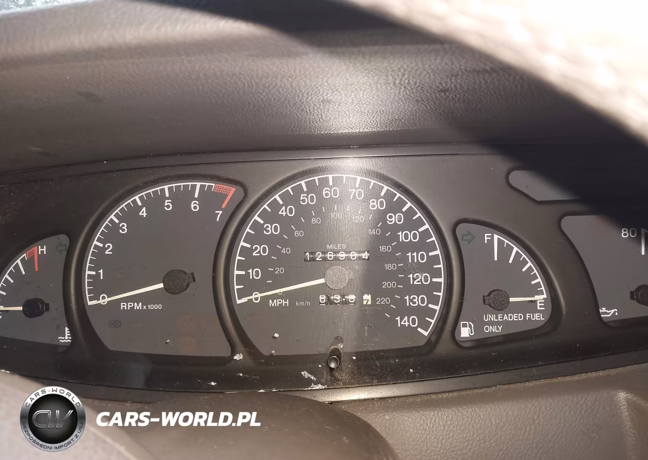 2000 Cadillac Catera Standard VIN:W06VR54R4YR113136 - 7