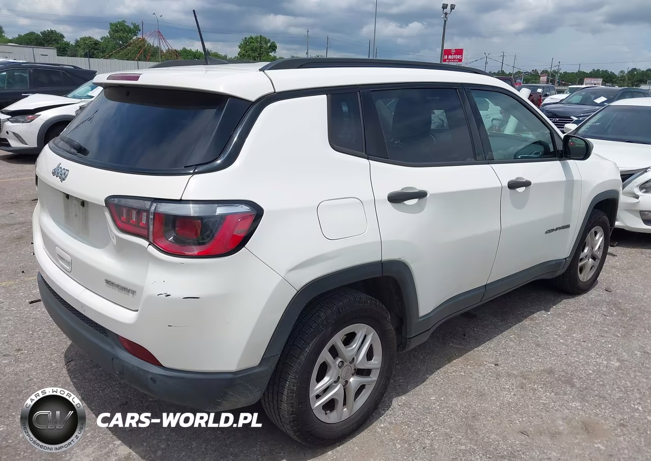 2018 Jeep Compass Sport Fwd VIN:3C4NJCAB9JT133669 - 4