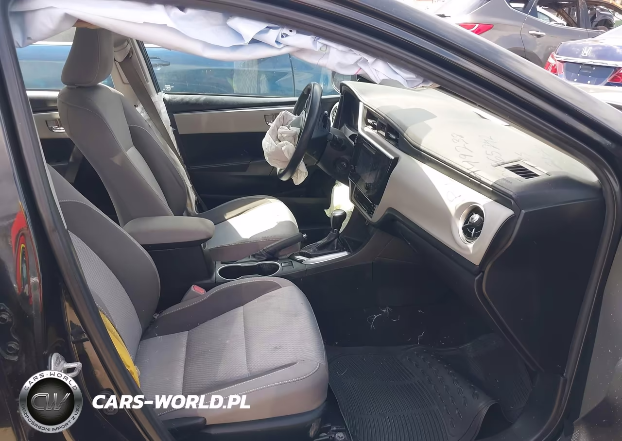 2019 Toyota Corolla Le VIN:5YFBURHE4KP865242 - 5