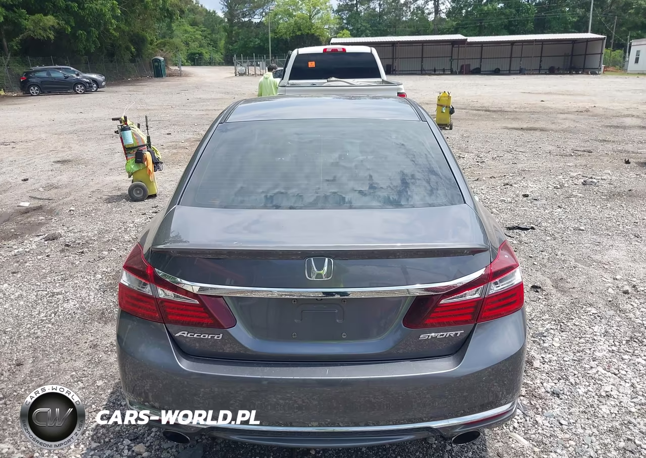 2017 Honda Accord Sport VIN:1HGCR2F57HA180229 - 17