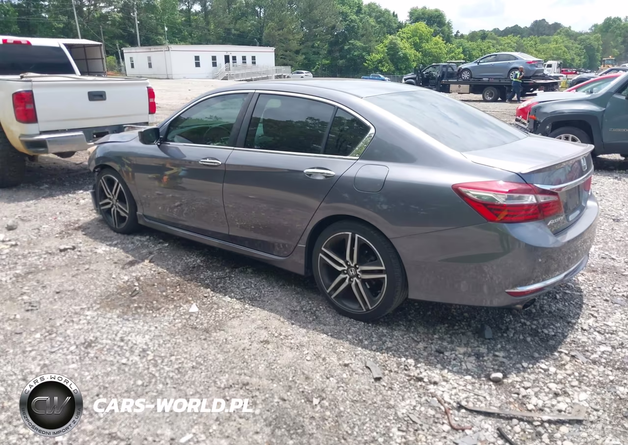 2017 Honda Accord Sport VIN:1HGCR2F57HA180229 - 3