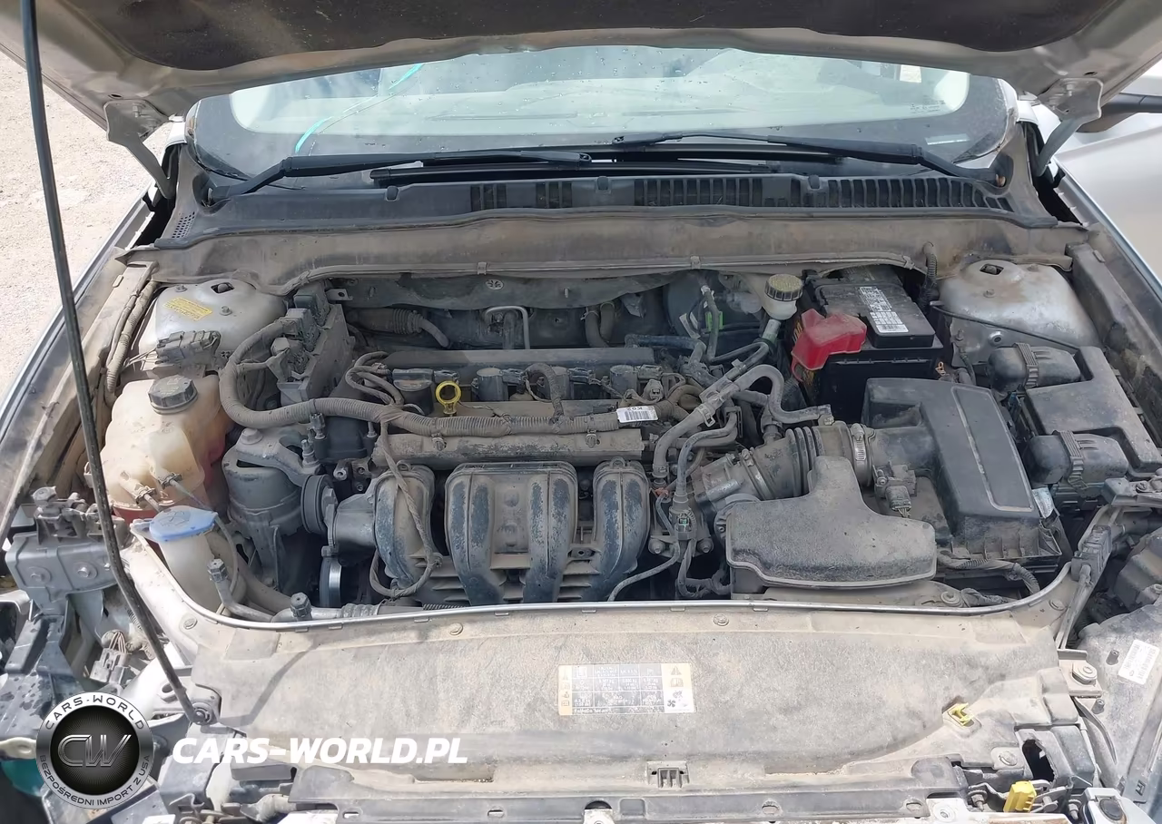 2015 Ford Fusion S VIN:3FA6P0G77FR163946 - 10