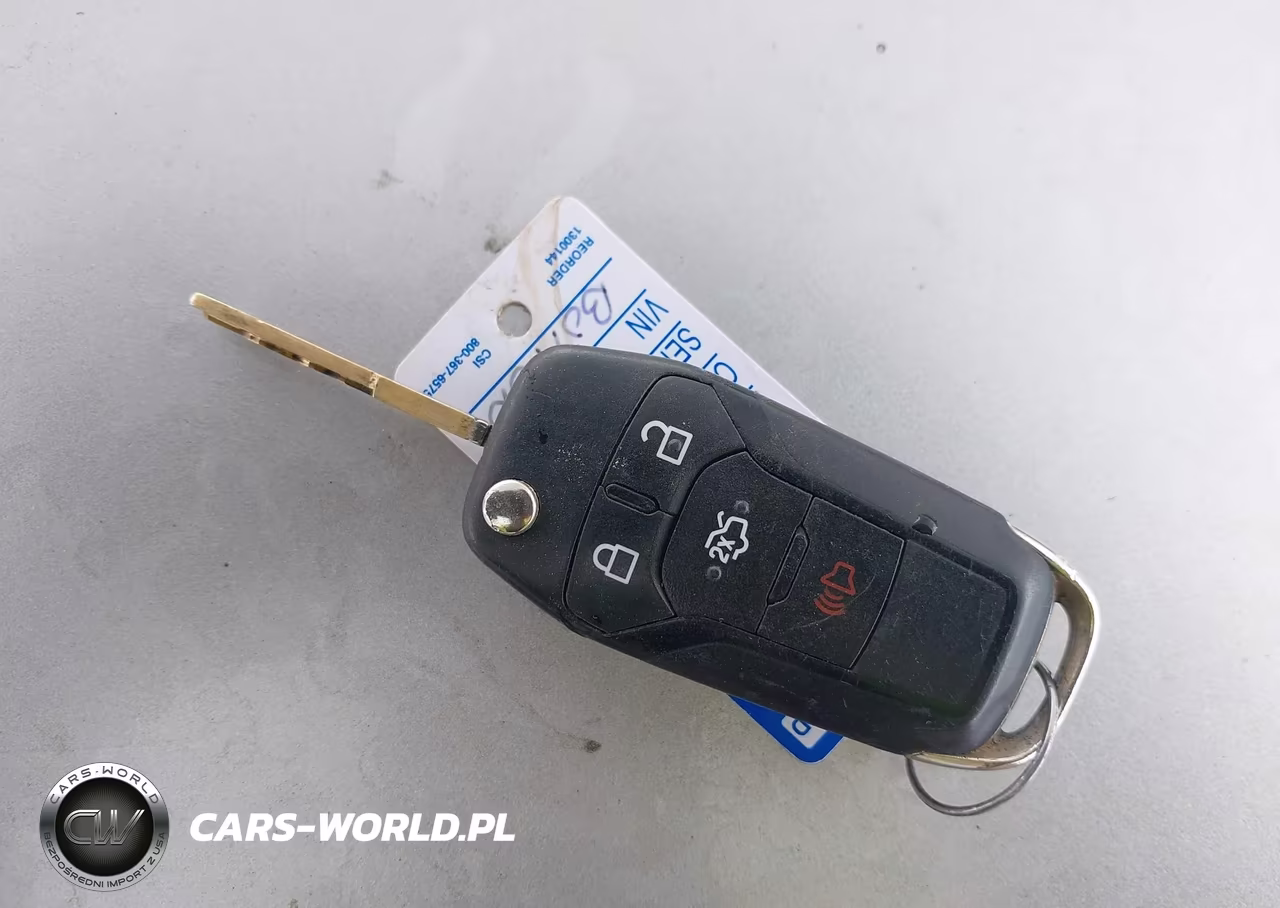 2015 Ford Fusion S VIN:3FA6P0G77FR163946 - 11