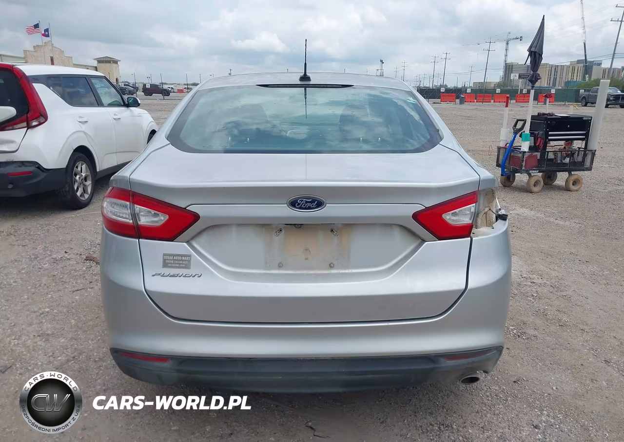 2015 Ford Fusion S VIN:3FA6P0G77FR163946 - 17