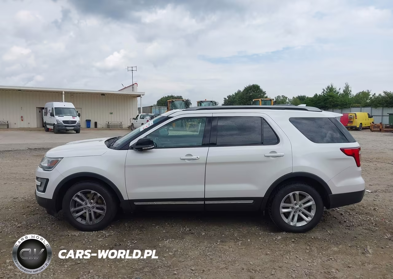 2016 Ford Explorer Xlt VIN:1FM5K7DHXGGC71119 - 14