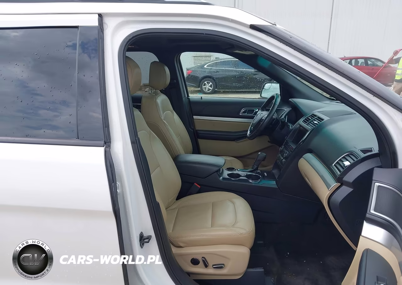 2016 Ford Explorer Xlt VIN:1FM5K7DHXGGC71119 - 5